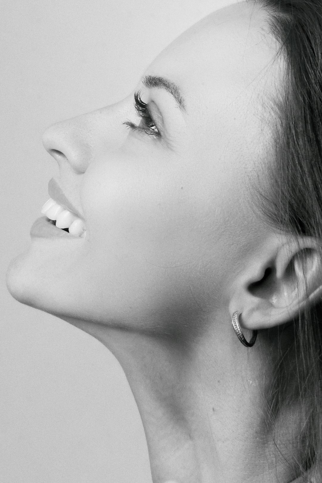 microneedling skin peeling